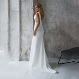 V-Neck Trumpet Satin Wedding Gowns With Bow