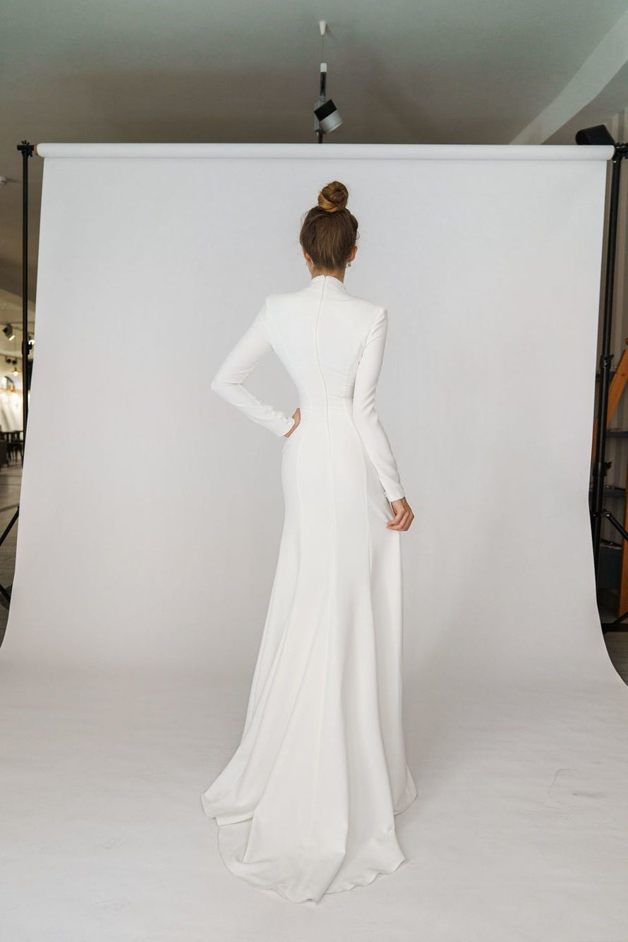 High Collar Mermaid Bridal Gowns High Split Wedding Gowns With Pockets   Agustaprom