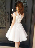 A-Line Bateau Knee-Length White Tulle Homecoming Dress with Lace Appliques